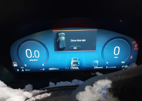 2024 Ford Escape St-Line Select z USA, uszkodzony, nr VIN 1FMCU9NA8RUA08307